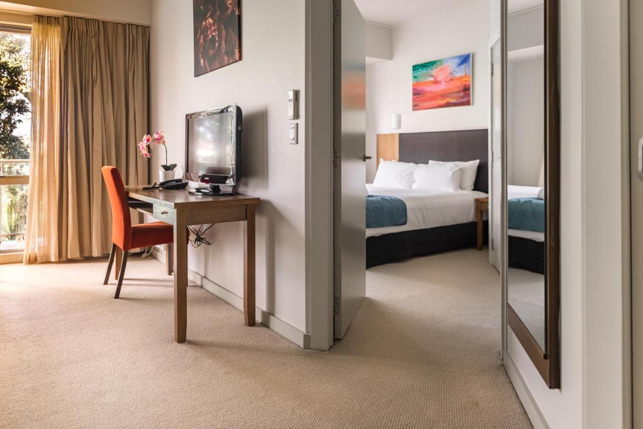 Ocean Breeze Hotel Окленд Экстерьер фото